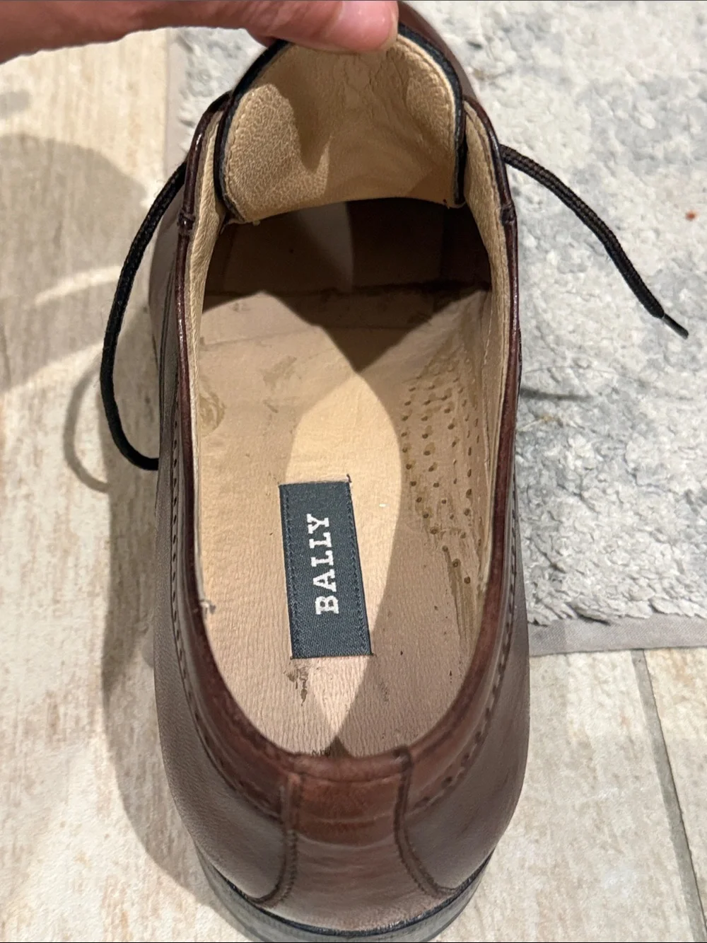 Bally Men's Brown Leather Cap-Toe Oxfords